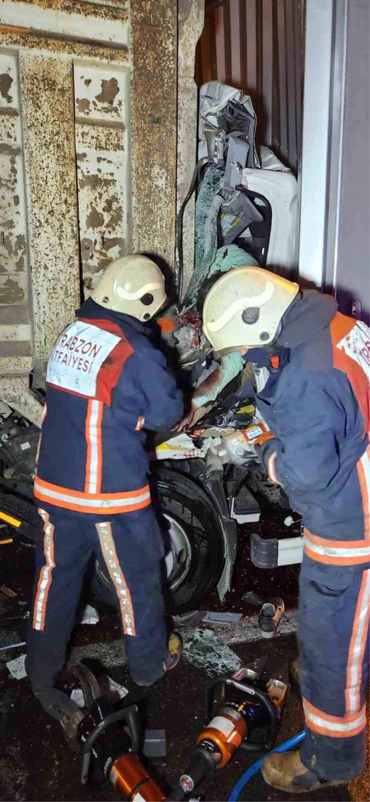 Trabzon Araklı’da Zincirleme Trafik Kazası: 1 Ölü, 6 Yaralı