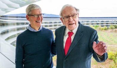 Dünyanın en zengin insanlarından Warren Buffett, 100 milyon adet Apple hissesini sattı