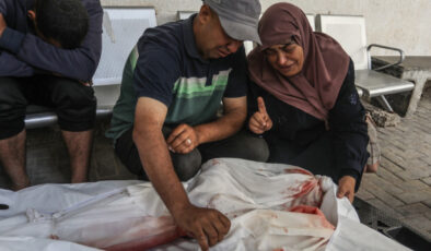 Terör devleti İsrail ölüm kusmaya devam ediyor: Gazze’de can kaybı 34 bin 396’ya çıktı