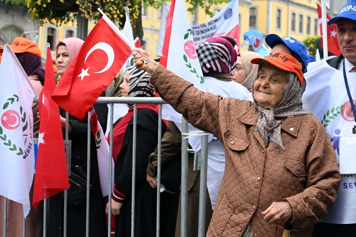 Trabzon, Giresun, Ordu ve Artvin’de 1 Mayıs Emek ve Dayanışma Günü kutlamaları düzenlendi