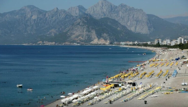 Turizm sezonu açılıyor: Lahmacun 950 lira, plaj 225 euro