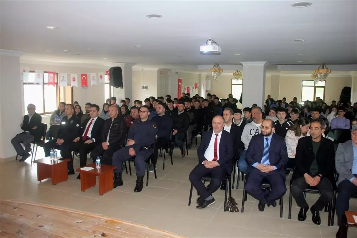 Giresun’da ‘Rus İşgali ve Harşit Savunması’ Konferansı Düzenlendi