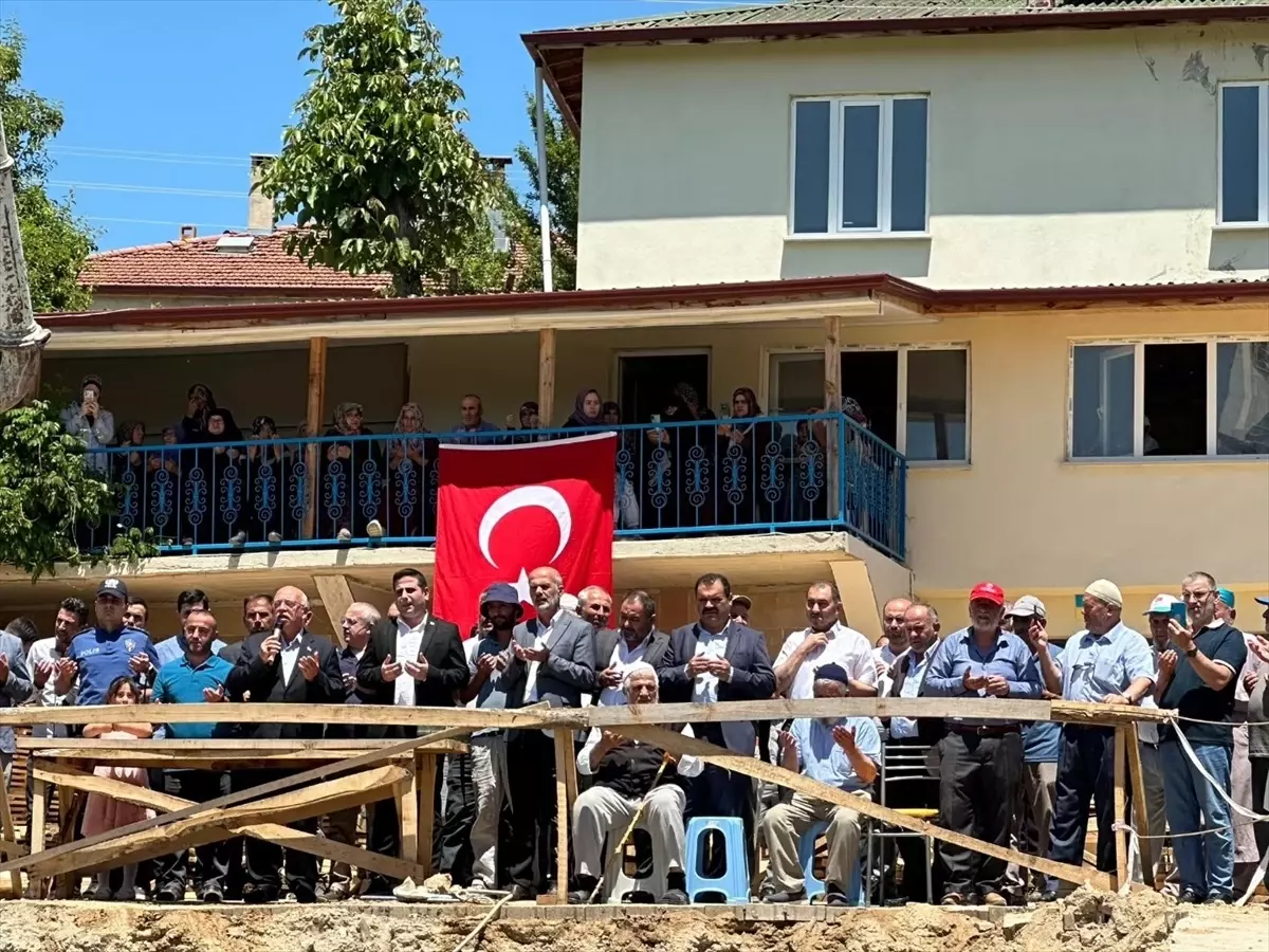 Ladik’te Yeni Cami İçin Temel Atma Töreni Düzenlendi
