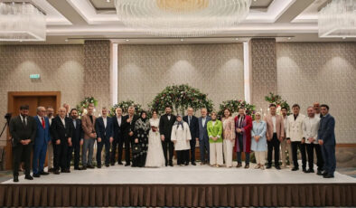 Büşra ve Behlül çifti unutulmaz bir nikah töreniyle dünyaevine girdi!